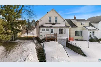 616 Summit St, Eveleth, MN 55734 - Photo 2