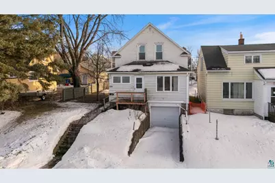 616 Summit St, Eveleth, MN 55734 - Photo 1