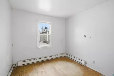 726 Summitt St, Eveleth, MN 55734 - Photo 14