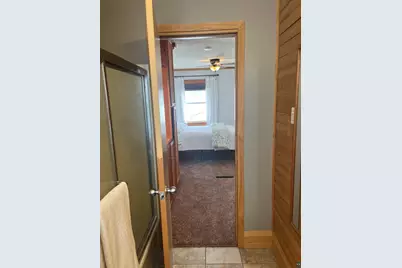 838 Charles Ave, Duluth, MN 55807 - Photo 68
