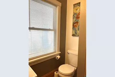 838 Charles Ave, Duluth, MN 55807 - Photo 20
