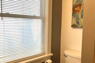 838 Charles Ave, Duluth, MN 55807 - Photo 20