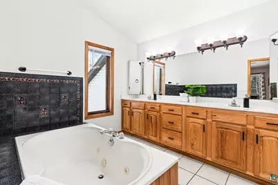 4845 Adrian Ln, Hermantown, MN 55811 - Photo 28