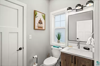 121 Kayak View Ct, Duluth, MN 55807 - Photo 10