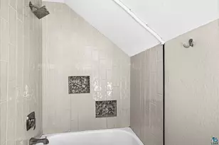 520 7th Ave, Two Harbors, MN 55616 - Photo 16