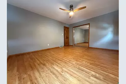 1321 S 13th St, Virginia, MN 55792 - Photo 18