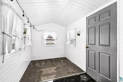 4128 W 4th St, Duluth, MN 55807 - Photo 38