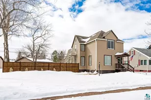 1714 E 4th St, Superior, WI 54880 - Photo 2