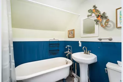 4315 Luverne St, Duluth, MN 55804 - Photo 40