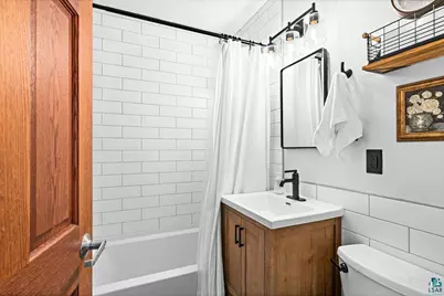 5122 Glenwood St, Duluth, MN 55804 - Photo 16