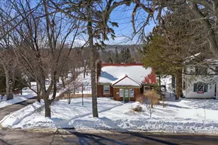 2201 Vermilion Rd, Duluth, MN 55803 - Photo 2