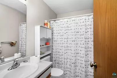 2425 Vermilion Rd, Duluth, MN 55803 - Photo 14