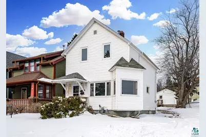 1027 E 9th St, Duluth, MN 55805 - Photo 1