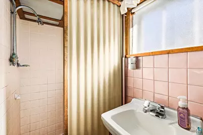 4025 Gladstone St, Duluth, MN 55804 - Photo 30