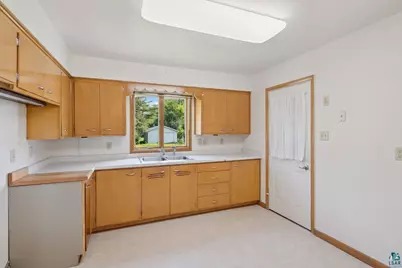 814 3rd Ave W, Ashland, WI 54806 - Photo 8