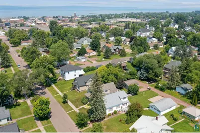 814 3rd Ave W, Ashland, WI 54806 - Photo 2