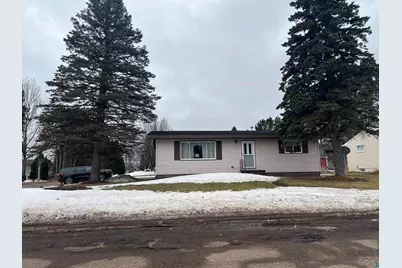 1506 Wilson Ave, Cloquet, MN 55720 - Photo 2