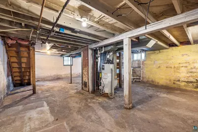 701 E 11th St, Duluth, MN 55802 - Photo 24