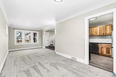 3916 W 4th Street, Duluth, MN 55807 - Photo 10