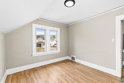 3916 W 4th Street, Duluth, MN 55807 - Photo 22