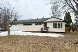 702 27th St, Cloquet, MN 55720 - Photo 1