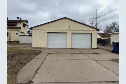 3001 W 3rd Ave, Hibbing, MN 55746 - Photo 36