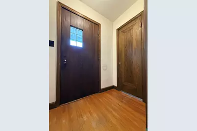 3001 W 3rd Ave, Hibbing, MN 55746 - Photo 6