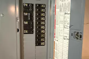 3001 W 3rd Ave, Hibbing, MN 55746 - Photo 34