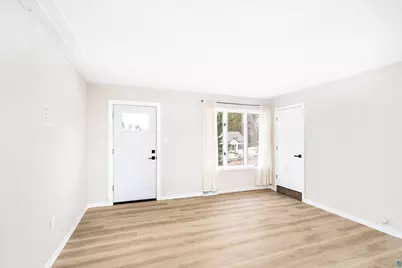 555 Park St, Duluth, MN 55803 - Photo 20