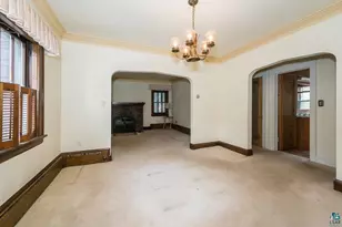 226 W College St, Duluth, MN 55812 - Photo 6