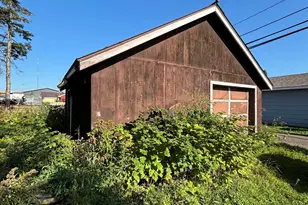 4031 E 2nd St, Superior, WI 54880 - Photo 14