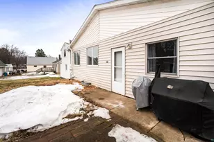 2209 Selmser Ave, Cloquet, MN 55720 - Photo 38