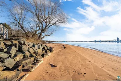 312 Harbor Point Cr, Duluth, MN 55802 - Photo 8