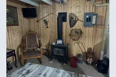 806 5th Ave, Two Harbors, MN 55616 - Photo 16