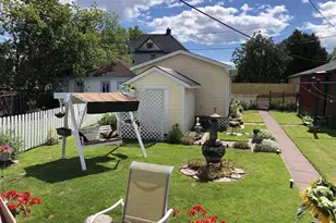 806 5th Ave, Two Harbors, MN 55616 - Photo 4