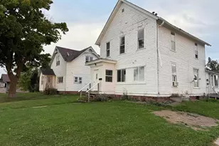 1218 & 1222 Lake Shore Dr W, Ashland, WI 54806 - Photo 1