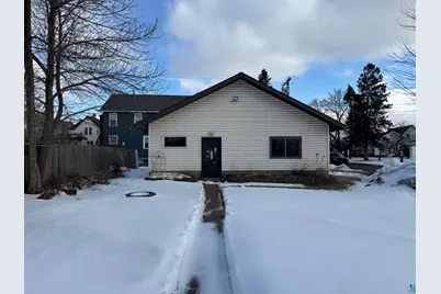 301 8th St, Two Harbors, MN 55616 - Photo 6