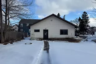 301 8th St, Two Harbors, MN 55616 - Photo 6