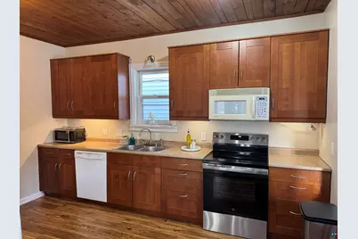 301 8th St, Two Harbors, MN 55616 - Photo 12
