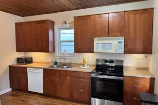 301 8th St, Two Harbors, MN 55616 - Photo 12