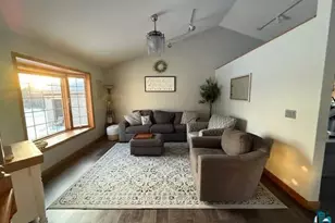 714 Creekside Creek, Duluth, MN 55811 - Photo 4