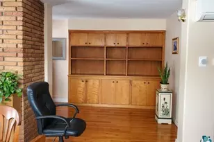 4332 W 8th St, Duluth, MN 55807 - Photo 4