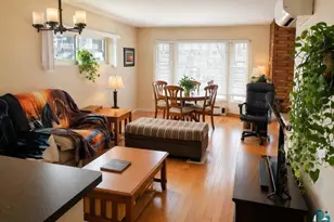 4332 W 8th St, Duluth, MN 55807 - Photo 2