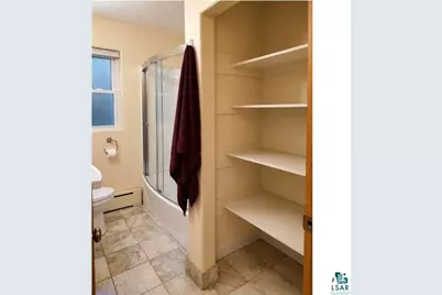 4332 W 8th St, Duluth, MN 55807 - Photo 8