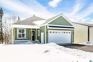 2236 Hoover St, Duluth, MN 55811 - Photo 2