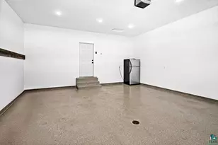 2236 Hoover St, Duluth, MN 55811 - Photo 38