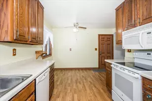 129 Artavia St, Duluth, MN 55811 - Photo 6