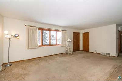 129 Artavia St, Duluth, MN 55811 - Photo 4