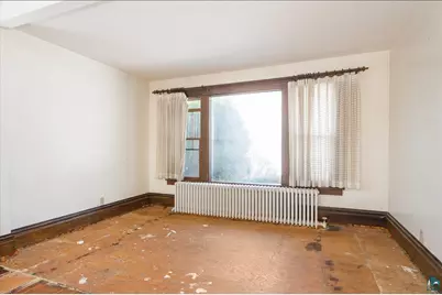 302 E 8th St, Superior, WI 54880 - Photo 4