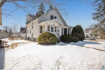 302 E 8th St, Superior, WI 54880 - Photo 20